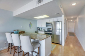 Cozy Condo With Pool Steps From Vanderbilt Beach